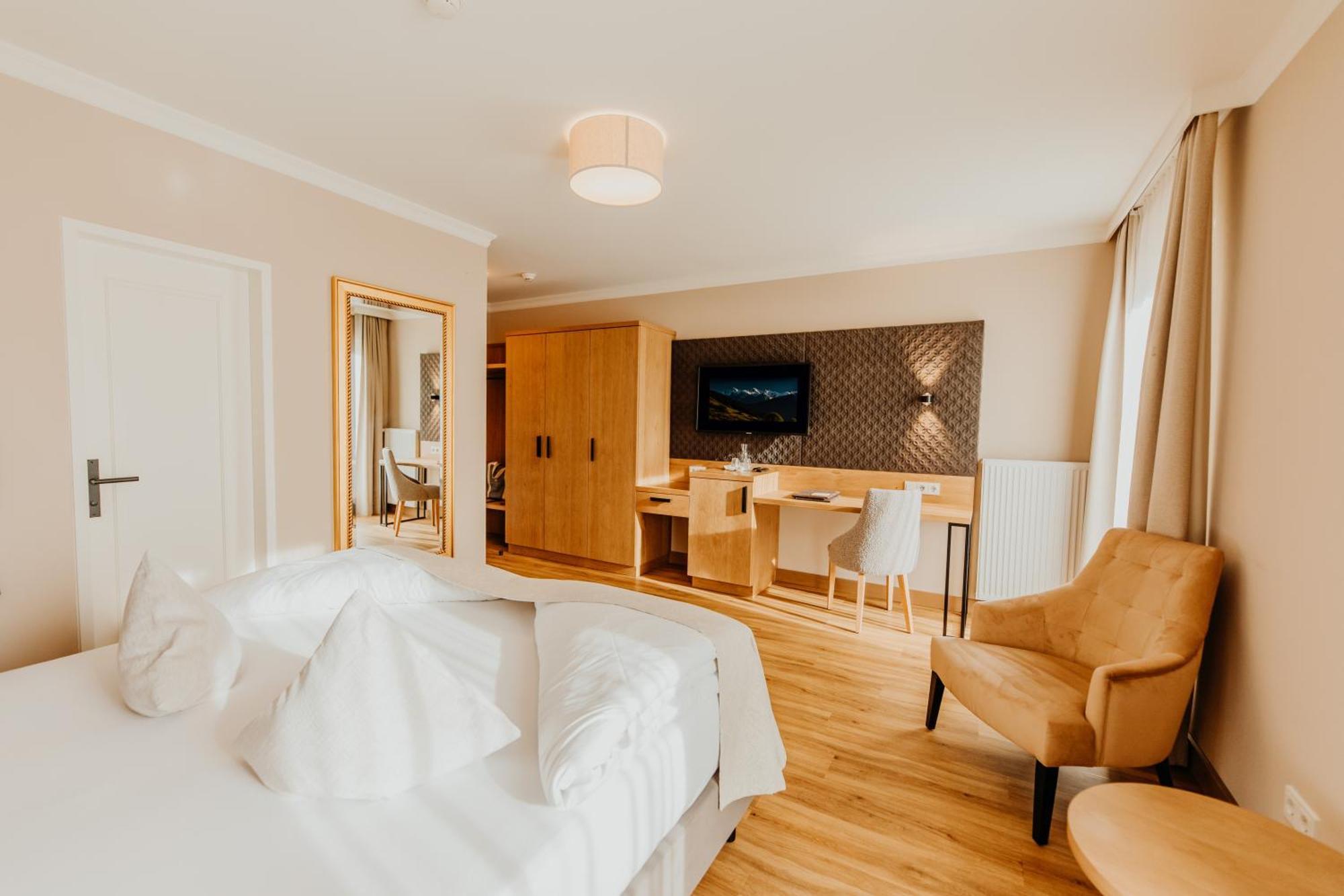 Post Seefeld - Wellnesshotel Tirol Seefeld in Tirol Cameră foto